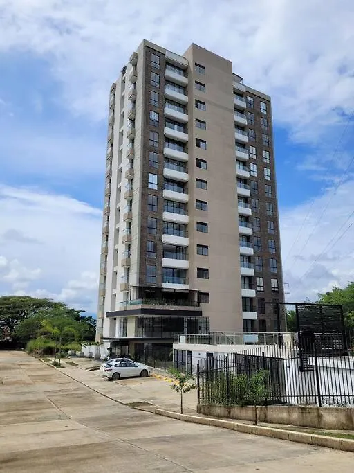 Cali Piso 4-07 Pance Apartaestudio Nuevo Edificio